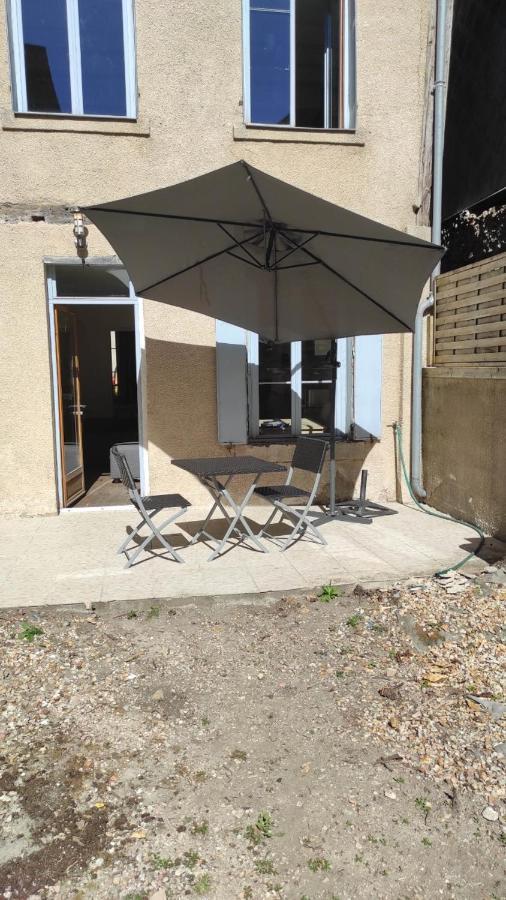 Aubigny Sur Nere Aparthotel Εξωτερικό φωτογραφία